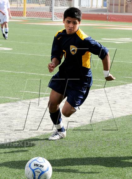 Thumbnail 3 in Salpointe Catholic vs. Apollo (AIA D2 Final) photogallery.
