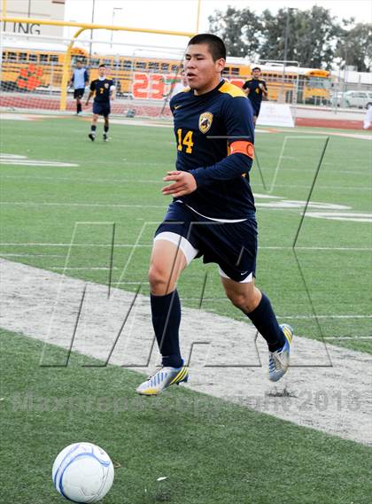 Thumbnail 2 in Salpointe Catholic vs. Apollo (AIA D2 Final) photogallery.
