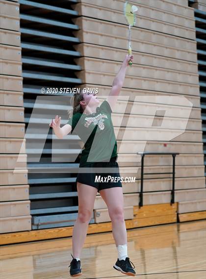 Thumbnail 2 in AIA D1/D2 Badminton Team Finals photogallery.