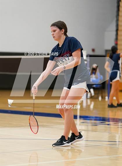 Thumbnail 1 in AIA D1/D2 Badminton Team Finals photogallery.