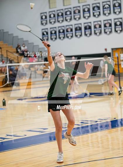 Thumbnail 2 in AIA D1/D2 Badminton Team Finals photogallery.