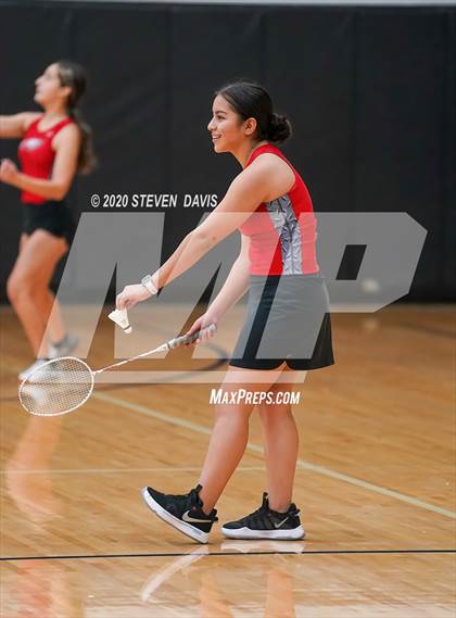 Thumbnail 2 in AIA D1/D2 Badminton Team Finals photogallery.