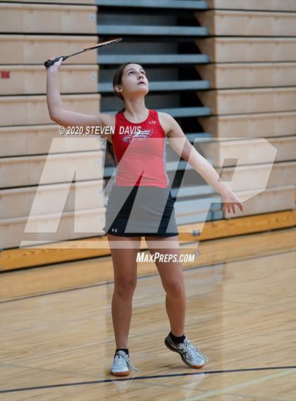 Thumbnail 3 in AIA D1/D2 Badminton Team Finals photogallery.