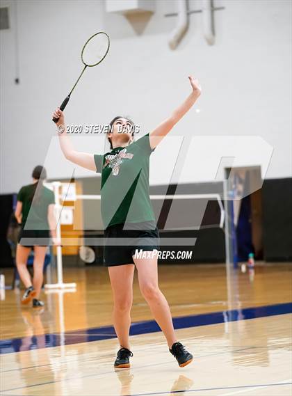 Thumbnail 1 in AIA D1/D2 Badminton Team Finals photogallery.