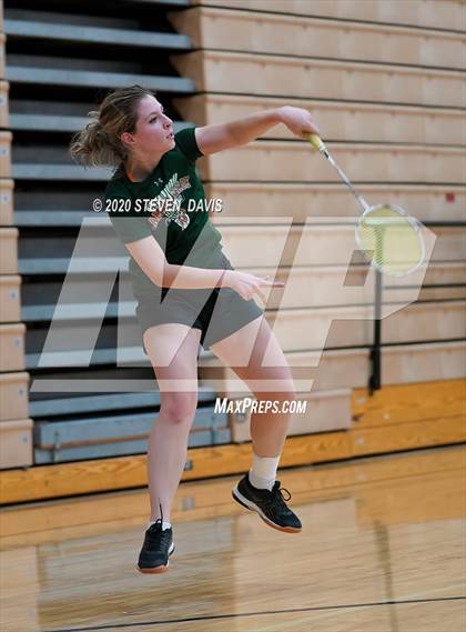 Thumbnail 1 in AIA D1/D2 Badminton Team Finals photogallery.