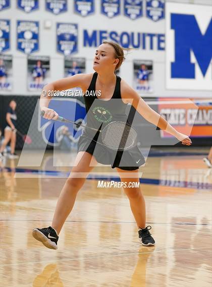 Thumbnail 1 in AIA D1/D2 Badminton Team Finals photogallery.