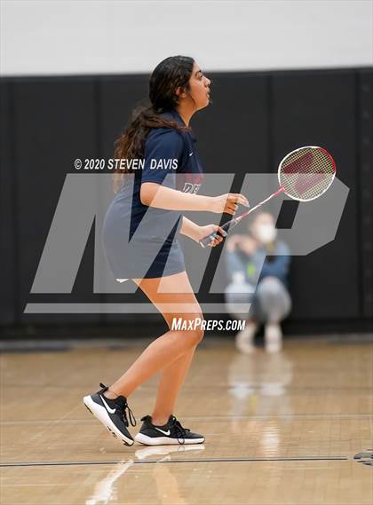Thumbnail 3 in AIA D1/D2 Badminton Team Finals photogallery.
