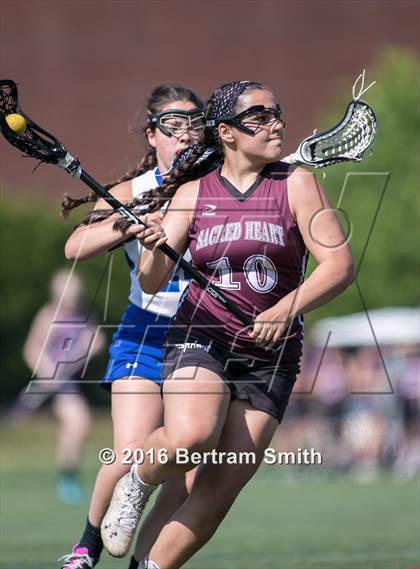 Thumbnail 3 in Sacred Heart vs Mount St. Mary Academy (Monsignor Martin Semifinal) photogallery.