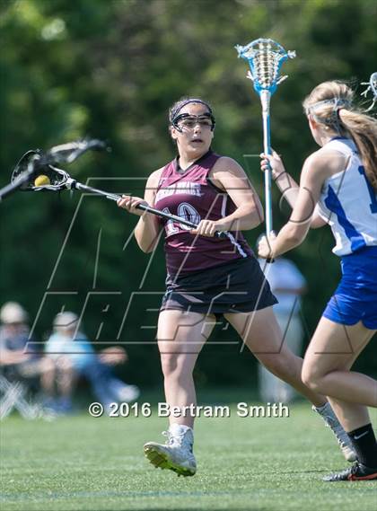 Thumbnail 2 in Sacred Heart vs Mount St. Mary Academy (Monsignor Martin Semifinal) photogallery.