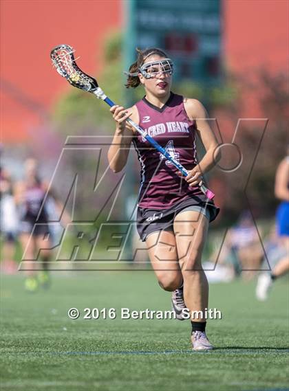 Thumbnail 2 in Sacred Heart vs Mount St. Mary Academy (Monsignor Martin Semifinal) photogallery.