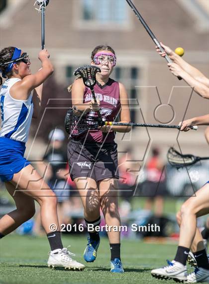 Thumbnail 2 in Sacred Heart vs Mount St. Mary Academy (Monsignor Martin Semifinal) photogallery.