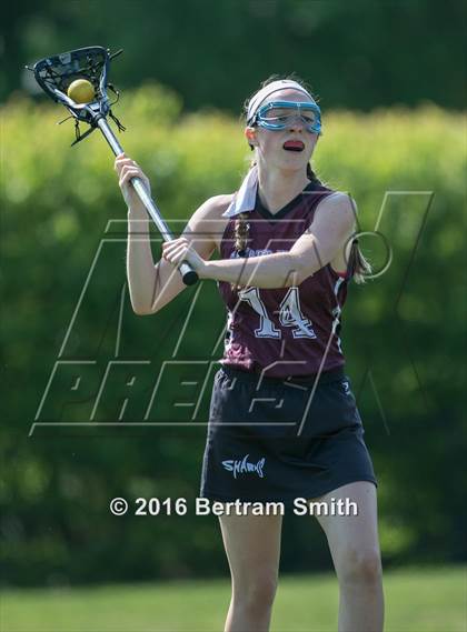 Thumbnail 1 in Sacred Heart vs Mount St. Mary Academy (Monsignor Martin Semifinal) photogallery.