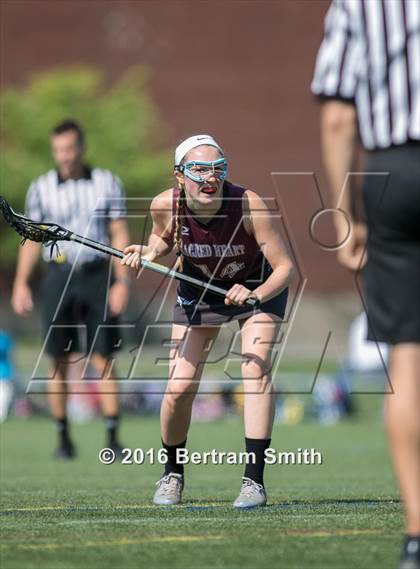 Thumbnail 2 in Sacred Heart vs Mount St. Mary Academy (Monsignor Martin Semifinal) photogallery.