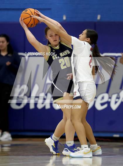 Thumbnail 3 in St. David vs Sahuaro (Inferno Invitational) photogallery.