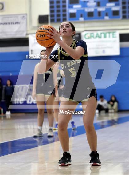 Thumbnail 3 in St. David vs Sahuaro (Inferno Invitational) photogallery.