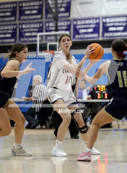 Thumbnail 2 in St. David vs Sahuaro (Inferno Invitational) photogallery.