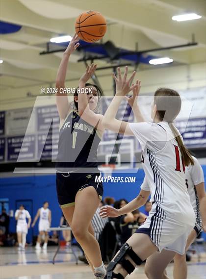 Thumbnail 3 in St. David vs Sahuaro (Inferno Invitational) photogallery.