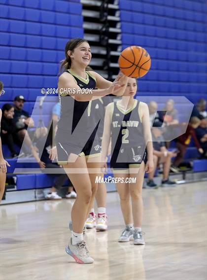 Thumbnail 1 in St. David vs Sahuaro (Inferno Invitational) photogallery.