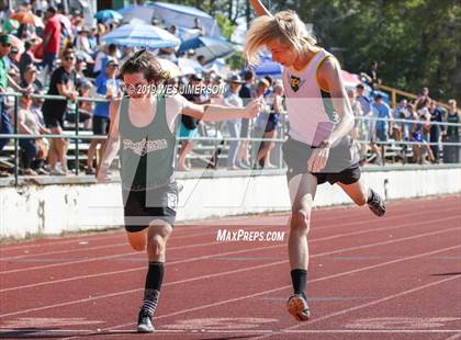 Thumbnail 3 in FVL Championships (100, 400, 800 Meter) photogallery.
