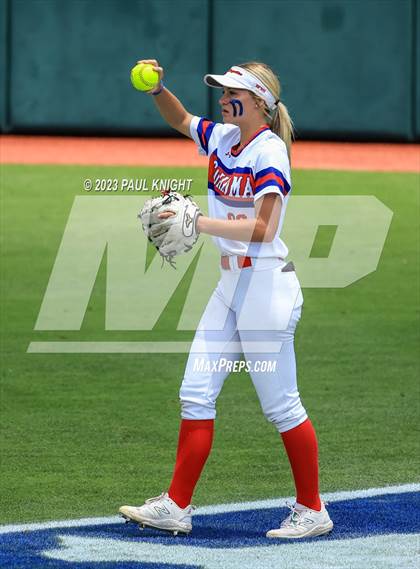 Thumbnail 3 in Coahoma vs. Rains (UIL 3A Softball Semifinal) photogallery.