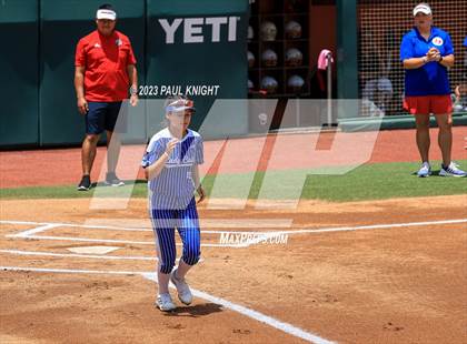 Thumbnail 3 in Coahoma vs. Rains (UIL 3A Softball Semifinal) photogallery.