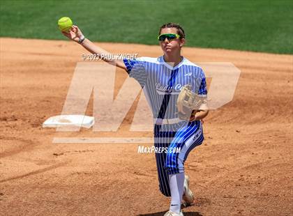 Thumbnail 3 in Coahoma vs. Rains (UIL 3A Softball Semifinal) photogallery.