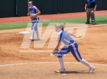 Thumbnail 1 in Coahoma vs. Rains (UIL 3A Softball Semifinal) photogallery.