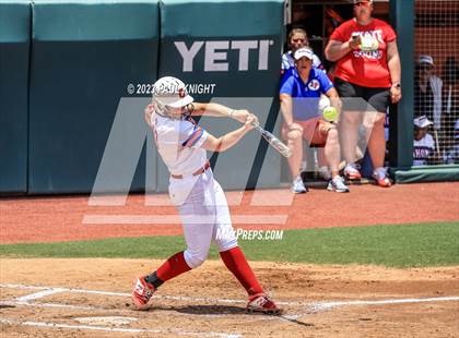Thumbnail 1 in Coahoma vs. Rains (UIL 3A Softball Semifinal) photogallery.