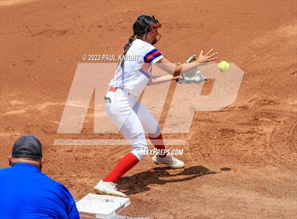 Thumbnail 1 in Coahoma vs. Rains (UIL 3A Softball Semifinal) photogallery.