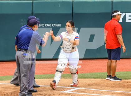 Thumbnail 3 in Coahoma vs. Rains (UIL 3A Softball Semifinal) photogallery.
