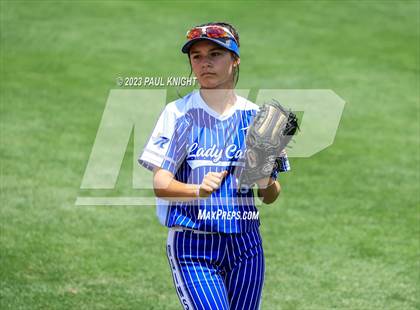 Thumbnail 3 in Coahoma vs. Rains (UIL 3A Softball Semifinal) photogallery.