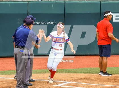 Thumbnail 3 in Coahoma vs. Rains (UIL 3A Softball Semifinal) photogallery.