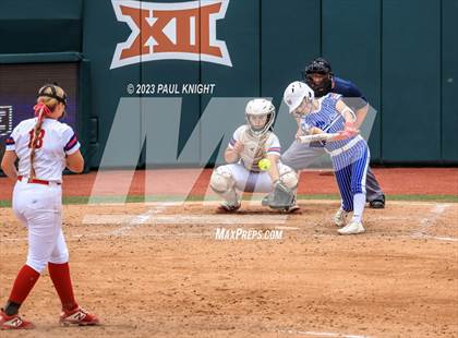 Thumbnail 1 in Coahoma vs. Rains (UIL 3A Softball Semifinal) photogallery.