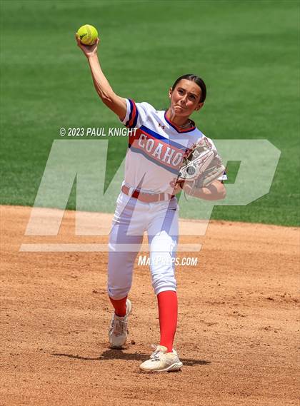 Thumbnail 3 in Coahoma vs. Rains (UIL 3A Softball Semifinal) photogallery.