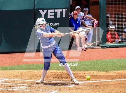 Thumbnail 3 in Coahoma vs. Rains (UIL 3A Softball Semifinal) photogallery.