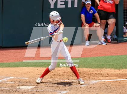Thumbnail 3 in Coahoma vs. Rains (UIL 3A Softball Semifinal) photogallery.