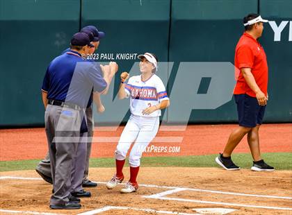 Thumbnail 3 in Coahoma vs. Rains (UIL 3A Softball Semifinal) photogallery.