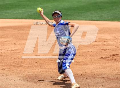 Thumbnail 1 in Coahoma vs. Rains (UIL 3A Softball Semifinal) photogallery.