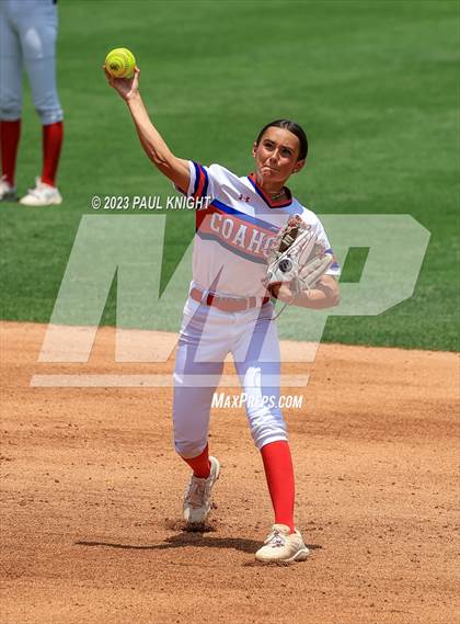 Thumbnail 2 in Coahoma vs. Rains (UIL 3A Softball Semifinal) photogallery.