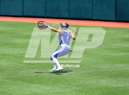 Thumbnail 3 in Coahoma vs. Rains (UIL 3A Softball Semifinal) photogallery.