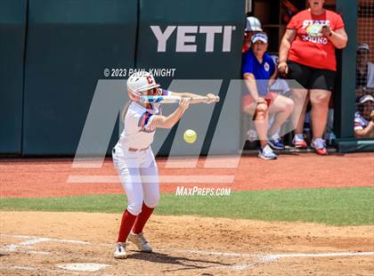 Thumbnail 1 in Coahoma vs. Rains (UIL 3A Softball Semifinal) photogallery.