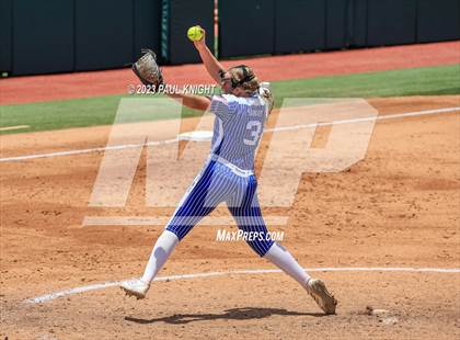 Thumbnail 3 in Coahoma vs. Rains (UIL 3A Softball Semifinal) photogallery.