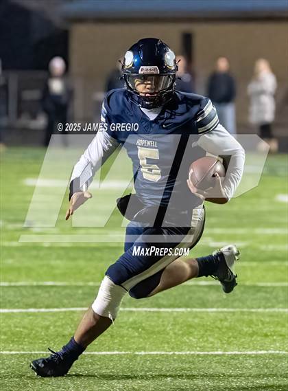 Thumbnail 2 in North Catholic @ Hopewell photogallery.