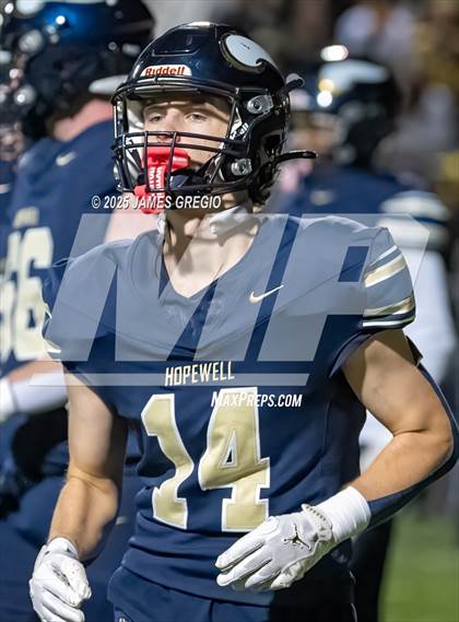 Thumbnail 2 in North Catholic @ Hopewell photogallery.