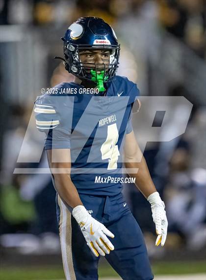Thumbnail 2 in North Catholic @ Hopewell photogallery.