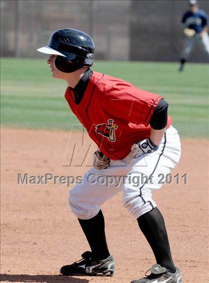 Thumbnail 2 in Mater Dei vs Alta (Easter Classic) photogallery.