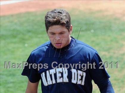 Thumbnail 1 in Mater Dei vs Alta (Easter Classic) photogallery.