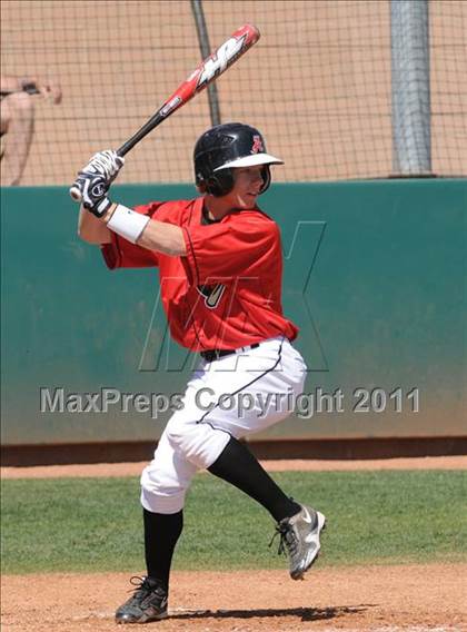 Thumbnail 2 in Mater Dei vs Alta (Easter Classic) photogallery.