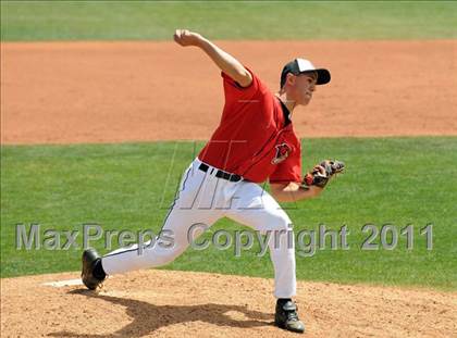 Thumbnail 1 in Mater Dei vs Alta (Easter Classic) photogallery.