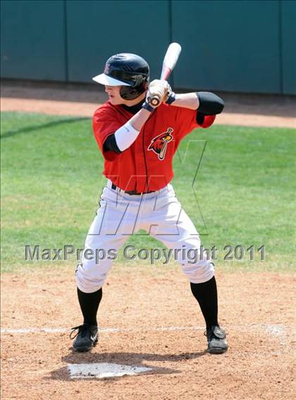 Thumbnail 1 in Mater Dei vs Alta (Easter Classic) photogallery.